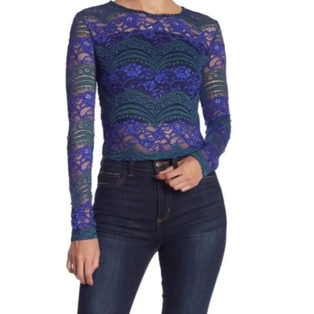 Romeo and Juliet Couture lace purple green top blouse sz large NWT gold zip back
